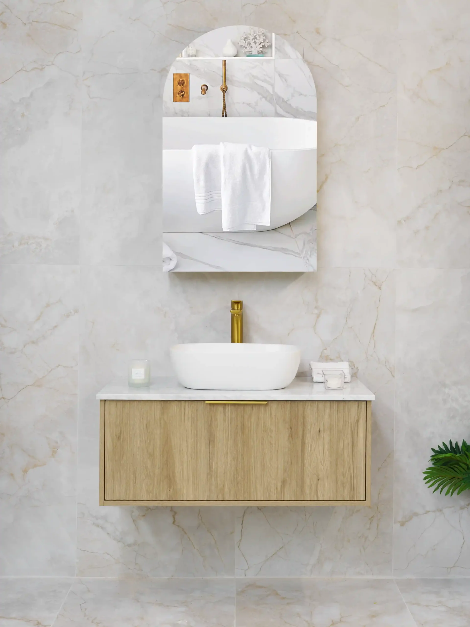 Silenzio-900-Full-Mirror-scaled-1